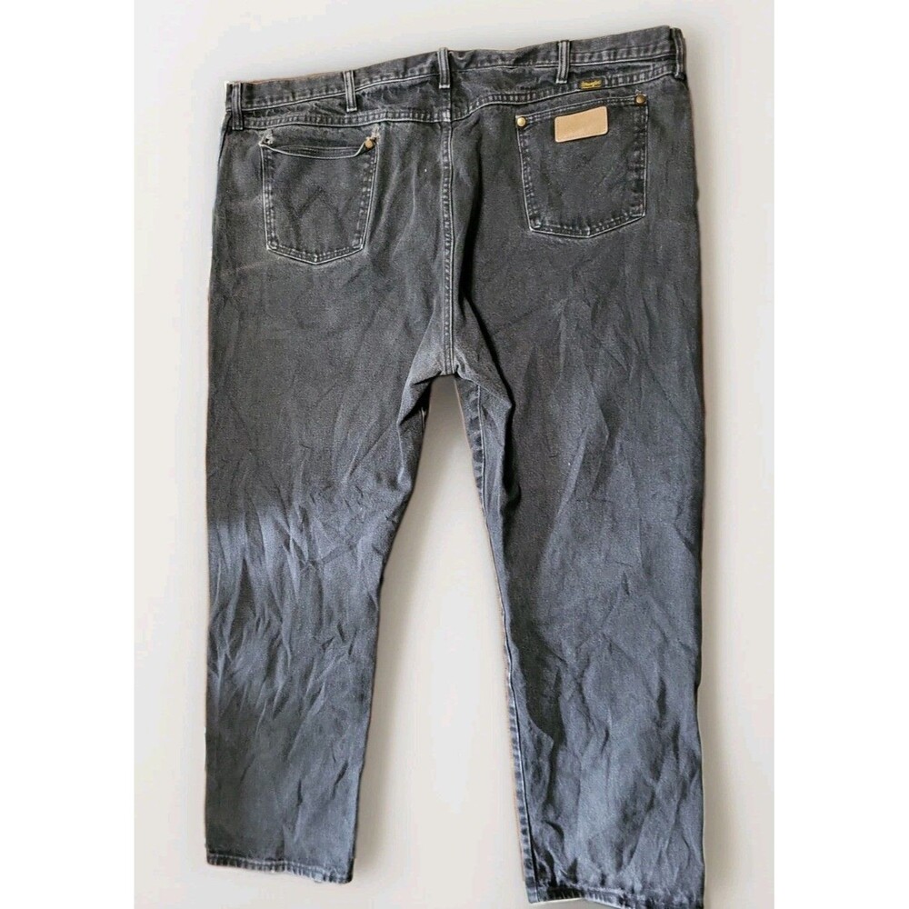 Vintage 80s Wrangler 13MWZWK Black Cowboy Cut Jeans Made in USA 42x32 Distressed - Picture 2 of 16